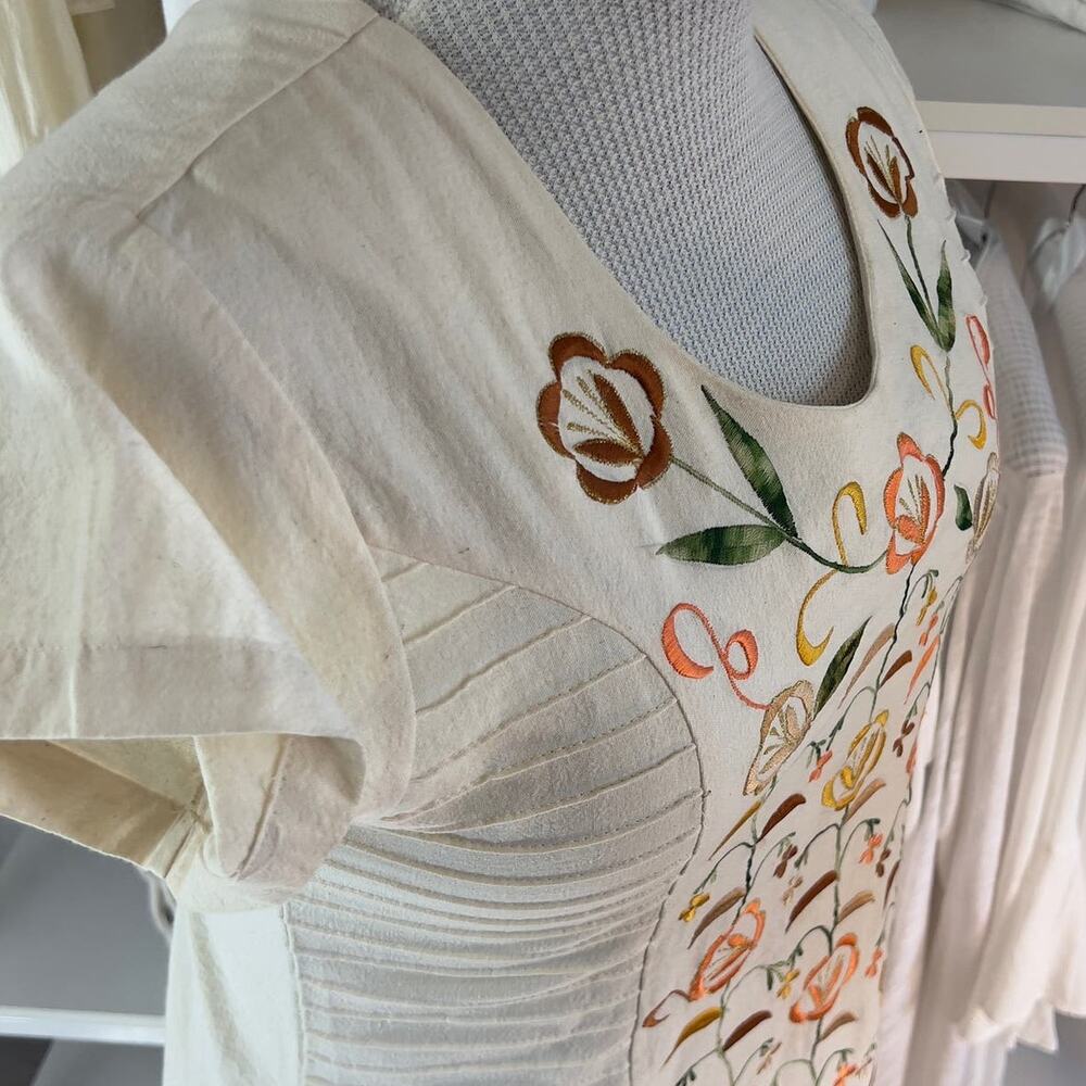 Glyphs women's sz. Large cotton embroidered muslin dress spring, fall #2250 - Picture 8 of 8